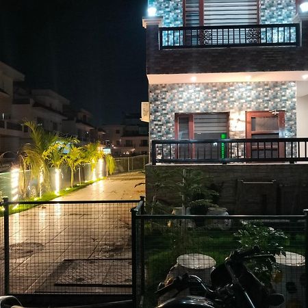 Villa Elysian Park-1483 Landran ภายนอก รูปภาพ